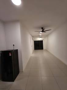 Condominium For Rent in Residensi Vierra
