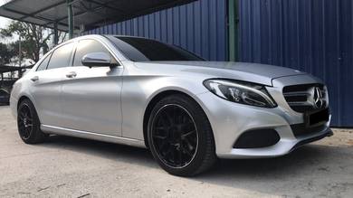 Mercedes Benz C200 200 AVANTGARDE (CKD) in Kajang, SGR