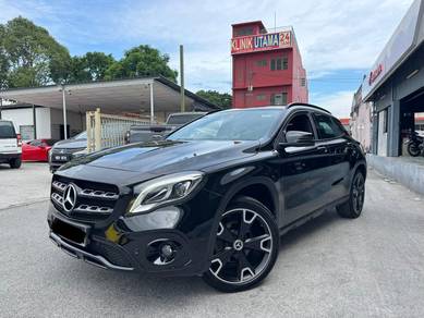 Mercedes Benz GLA200 200 (CBU) in Banting, SGR