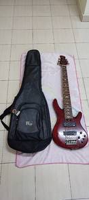 6 String Bass Guitar 