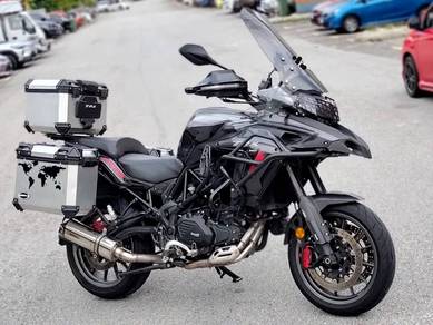 Benelli TRK 502 LE