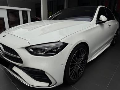 Mercedes Benz C300 300 AMG LINE in Kota Kemuning, SGR