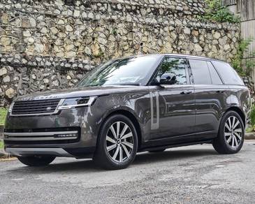 Land Rover Range Rover Vogue VOGUE P400 in City Centre, KUL