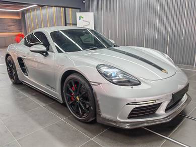 Porsche Cayman 718 in Damansara, KUL