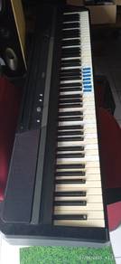 Korg SP-170S digital piano
