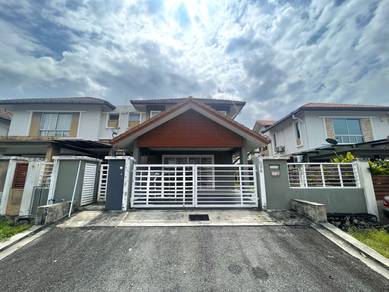 Semi-Detached House For Sale in Bangi,SGR