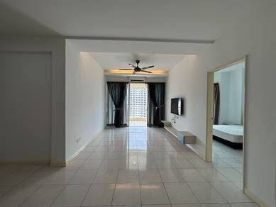 Condominium For Rent in Gold Coast