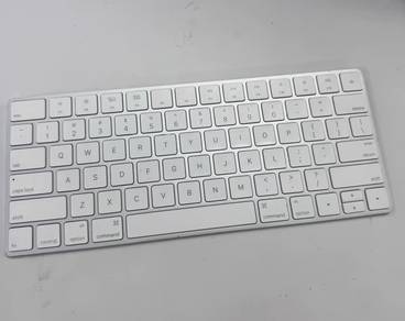 Used Original Apple Keyboard Rechargeable