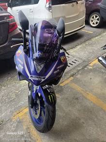 Yamaha R25