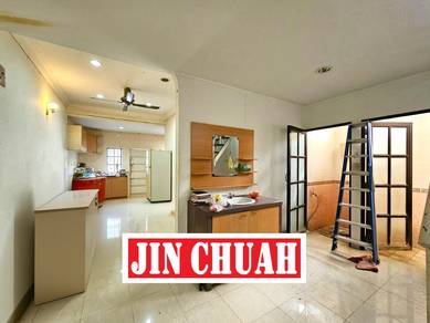 1-storey Terraced House For Sale in Jelutong,PNG