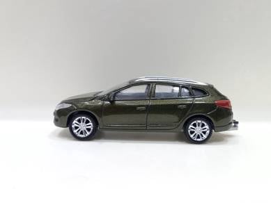 Norev Renault Megane Wagon 2009 Metallic Green Car