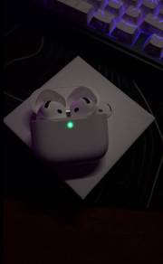 Airpods4 with ANC (Active Noise Cancellation)