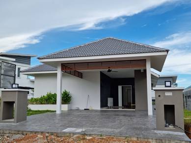 Semi-Detached House For Sale in Ayer Molek,MLK