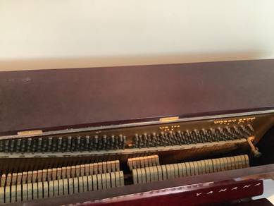 Yamaha U1