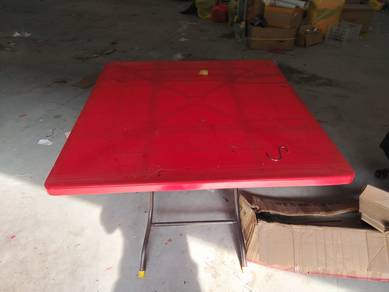 Square Folding Plastic Table TF718