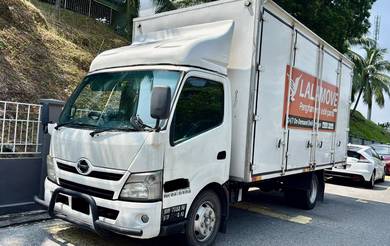 Hino WU720R 4.0 (M) 6 door Box 17ft ezlon 25K depo