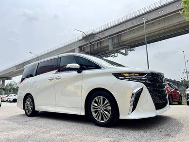 Toyota Alphard Z in Bangsar, KUL