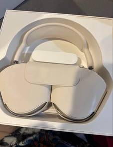 Apple Aipords Max 2nd Hand is up to grab✅
