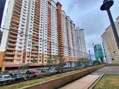Apartment For Sale in Flora Damansara
