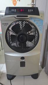kipas berdiri