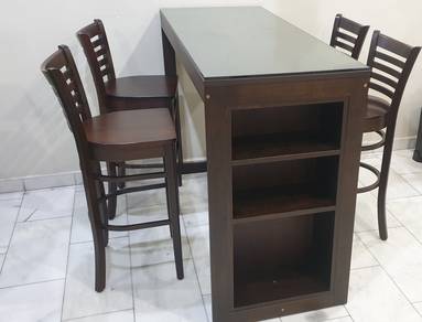 Polo Bar Table Set (Solid wood) - Rarely used