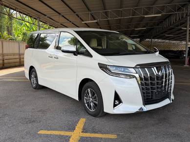 Toyota Alphard X in Taman Tun Dr Ismail, KUL
