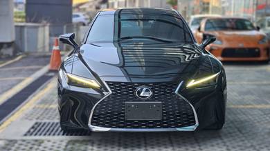 2021 Lexus IS 300 