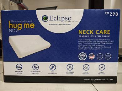 Eclipse neck care pillow