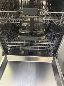 washing dishes machine like new for sell
