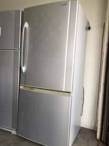 Peti Fridge Sejuk Panasonic Refrigerator Ais Ice