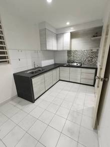 Condominium For Sale in Elit Heights @ Bayan City