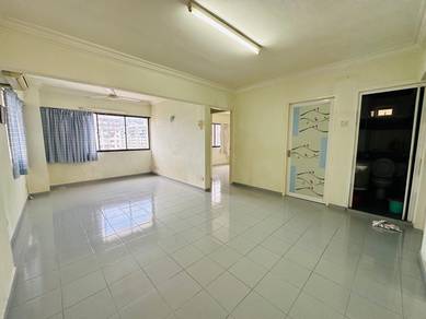 Apartment For Sale in Taman Seri Hijau