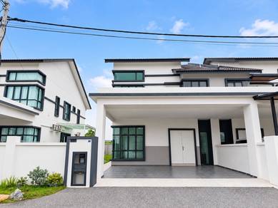 Semi-Detached House For Sale in Durian Tunggal,MLK