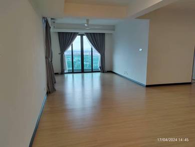 Condominium For Sale in Lido Avenue