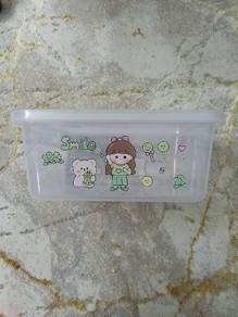 Tupperware comel