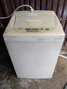 Mesin basuh automatik LG 6.5kg