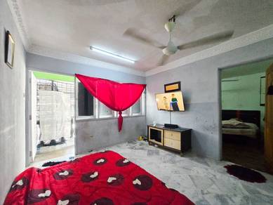 Apartment For Sale in Pandan Lake View