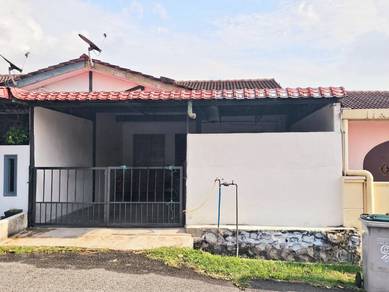1-storey Terraced House For Sale in Paroi,NSN