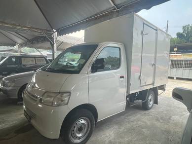 Daihatsu Gran Max Box Petrol 2022 Tip Top Cond