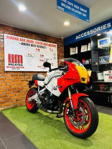 Yamaha XSR900