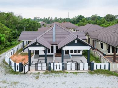 Semi-Detached House in Bukit Payung,TRG