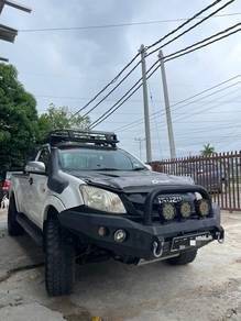 Isuzu D-Max 4x4 in Kota Kinabalu, SBH