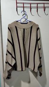 Knitted blouse
