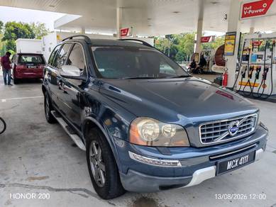 Volvo XC90 D5 in Shah Alam, SGR