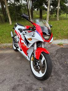 Yamaha TZR250