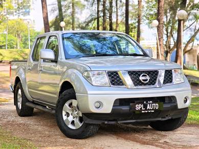 2012 Nissan Navara LE