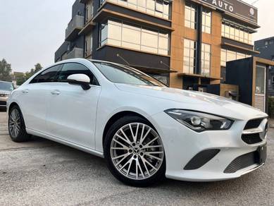 Mercedes Benz CLA180 180 AMG LINE in Cyberjaya, SGR