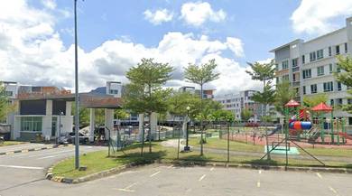 Condominium For Rent in University Utama Condominium