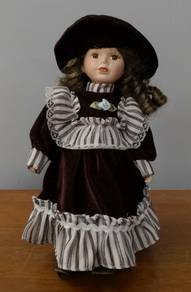 vintage porcelain doll 12 inches
