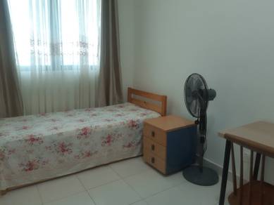 Room in Bayan Lepas, PNG